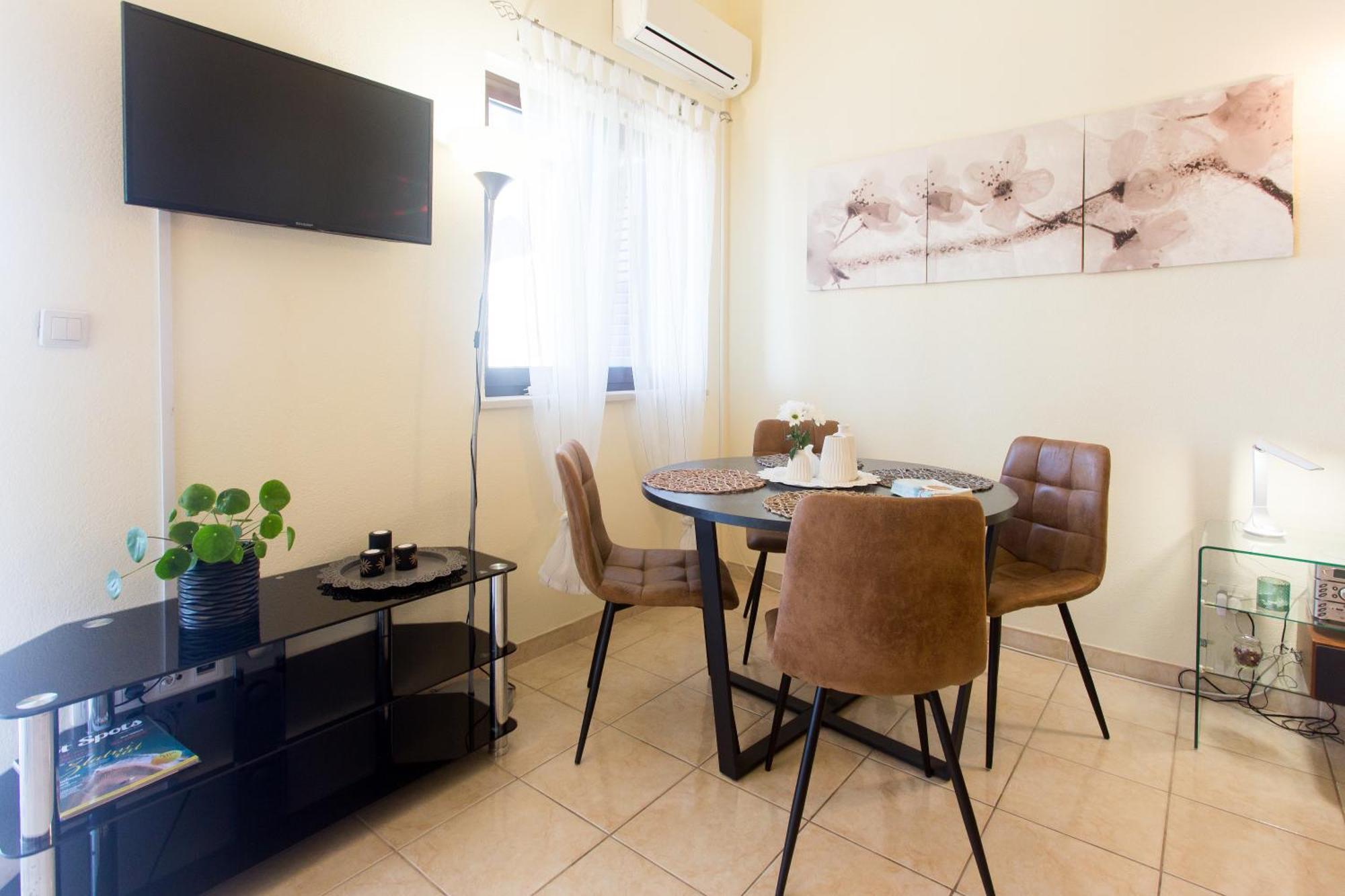 Apartmani Stanic Seget Vranjica Cameră foto